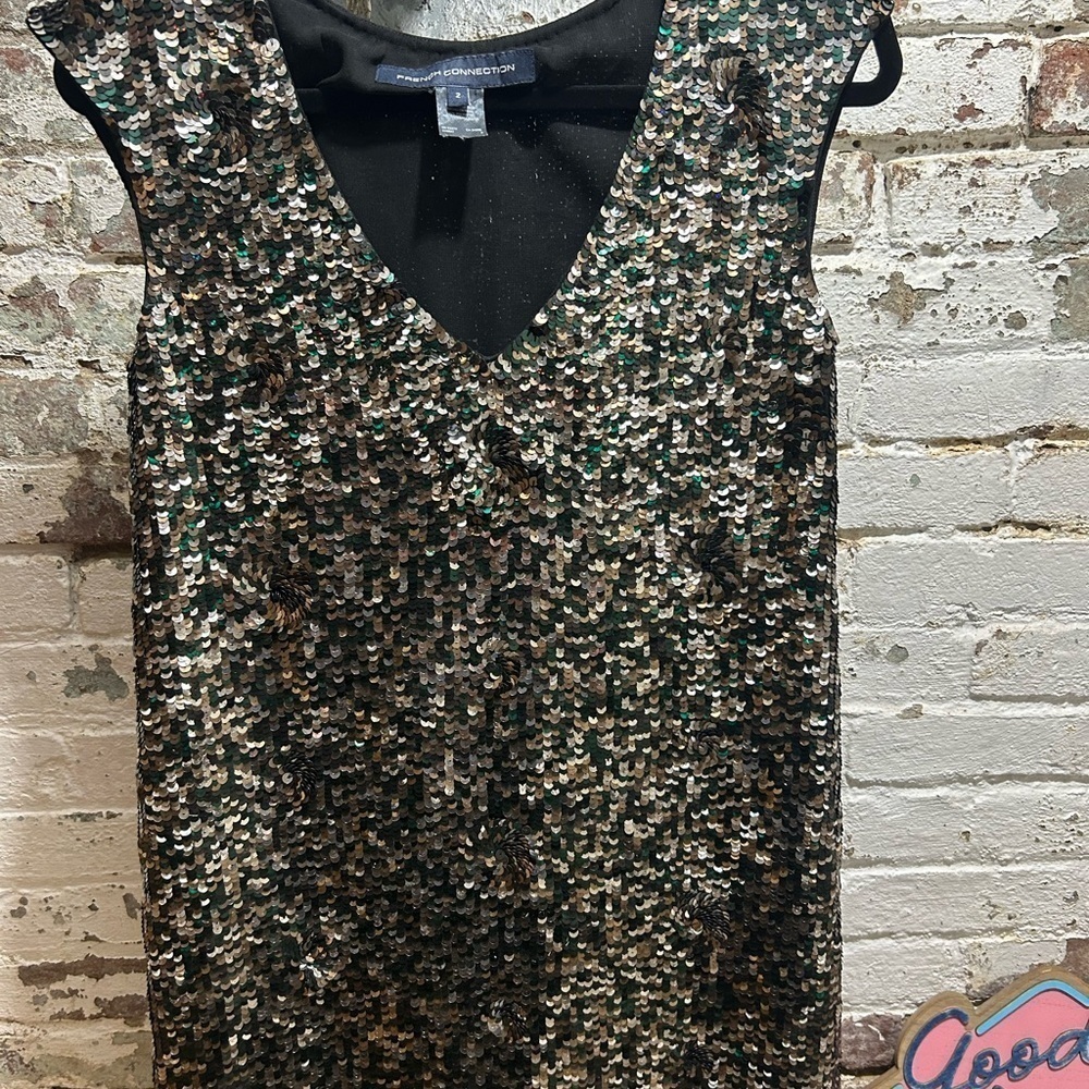 French Connection size 2 sequin sleeveless mod dress. - Picture 2 of 9
